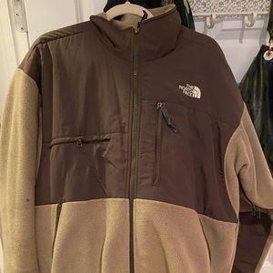 The North Face Men’s Denali 2 size: XL